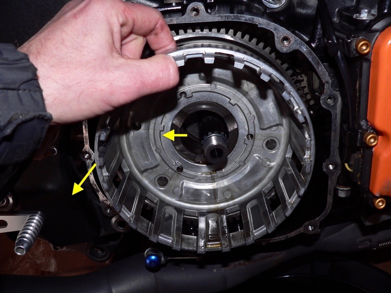 CLUTCH HUB AND BASKET REMOVAL, GEN1