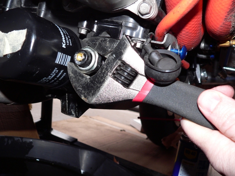 Oil pressure Switch Removal