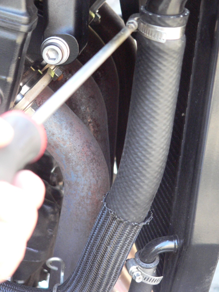 Water Hose Removal, Gen1